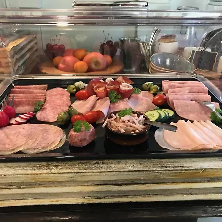 Echternacher Hof فندق مبيت وإفطار 4*