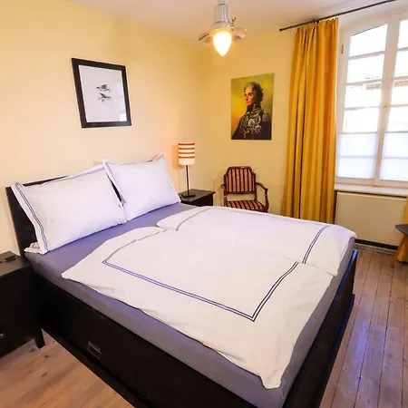 Echternacher Hof Bed and Breakfast 4*